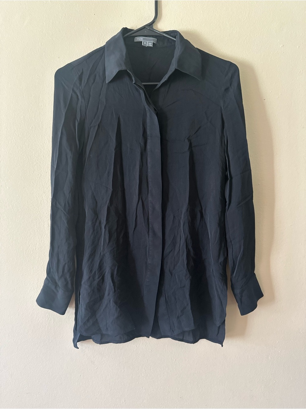 Vince Button Down Silk Long Sleeve Blouse in Black, Sz 2
